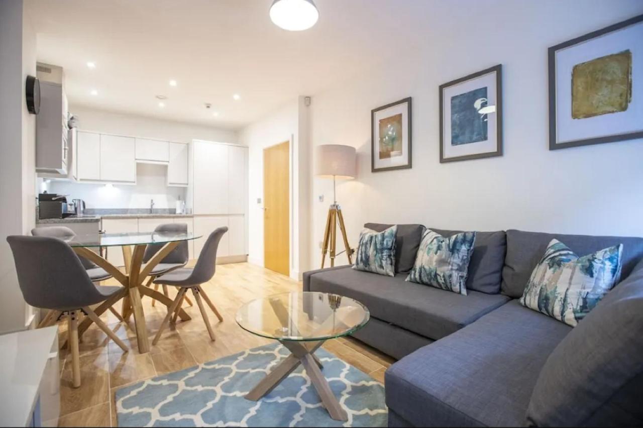 لندن Premium Waterside Apartment المظهر الخارجي الصورة